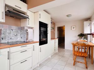 Kitchen Breakfast Room- click for photo gallery